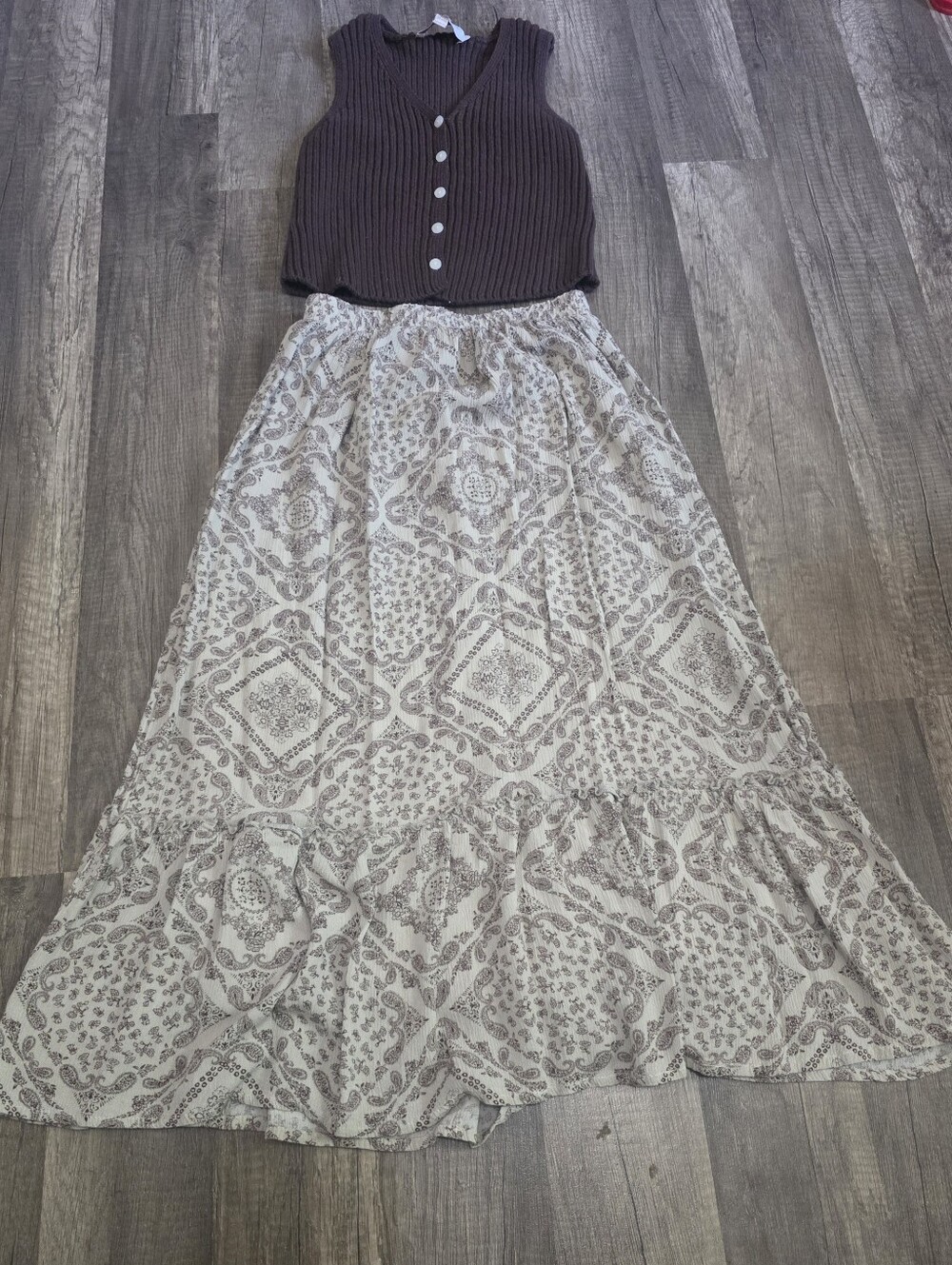Bohemian Cream Paisley Maxi Skirt And Top 7/8